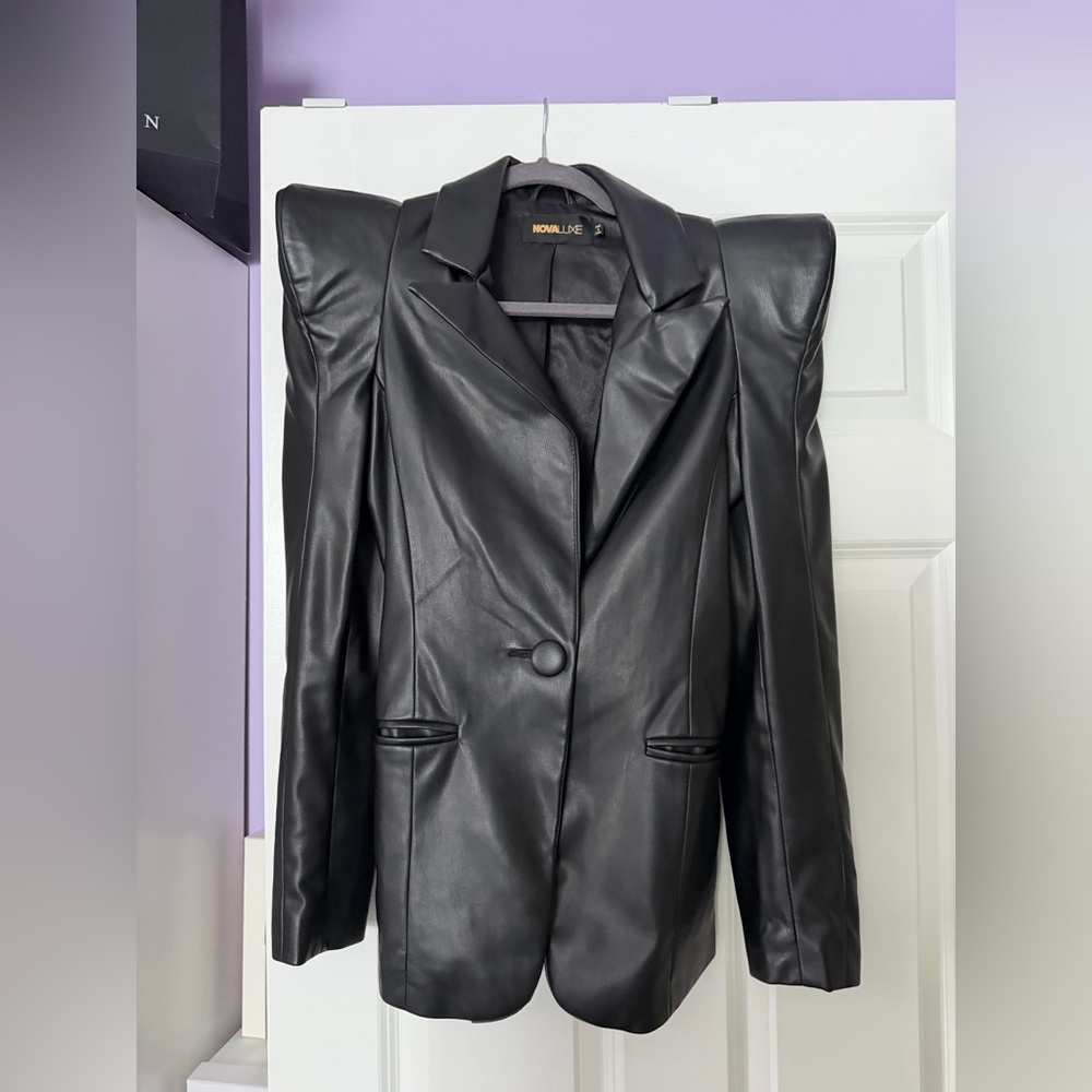 Leather shoulder pad blazer